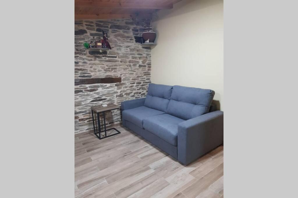 Apartamento Con Vistas Al Rio A Solaina Samos Zewnętrze zdjęcie